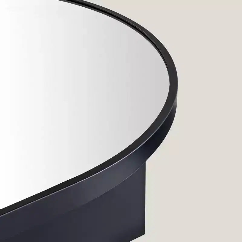 Armario de baño con espejo ovalado negro de montaje en superficie Cedar, marco de metal, 20x30''