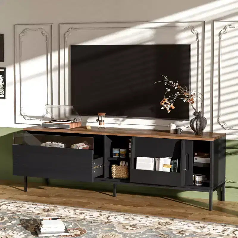 Mueble de TV moderno para televisores de hasta 75 pulgadas, centro de entretenimiento de madera de 70.8 pulgadas con almacenamiento y puerta corrediza, mesa consola multimedia para sala de estar o dormitorio